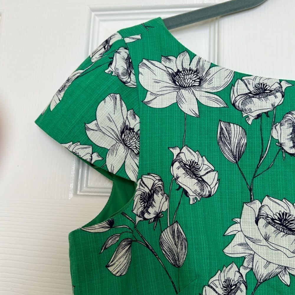 Eliza J Cap Sleeve Green and Blue Floral Print Dress, Size 8 - Picture 3 of 9